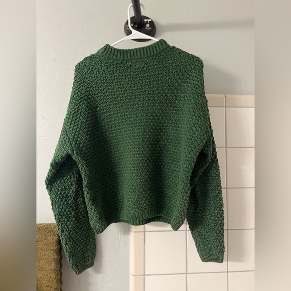 Green Knit Sweater Universal Threads - Picture 2 of 3